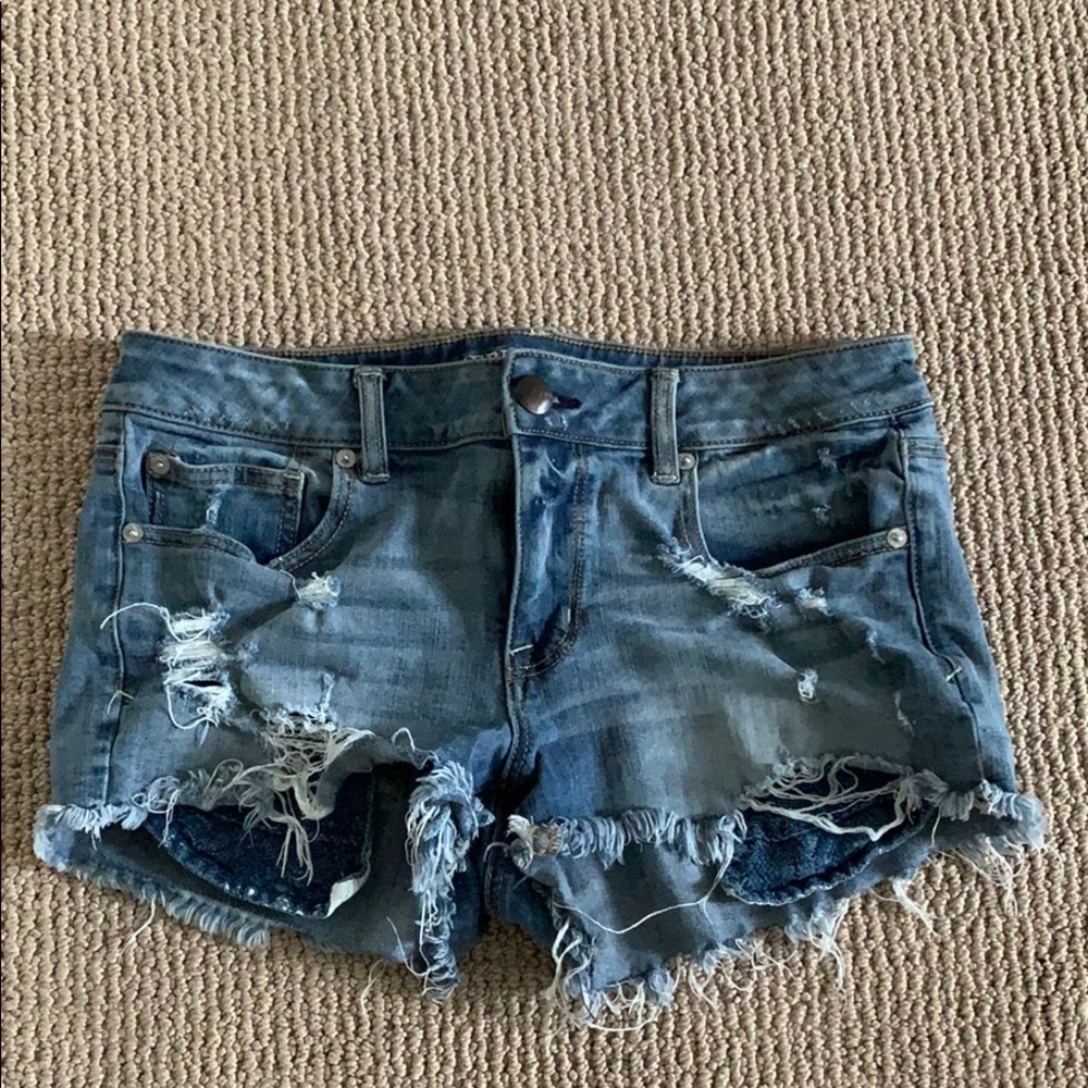 American Eagle super stretch distressed shorts